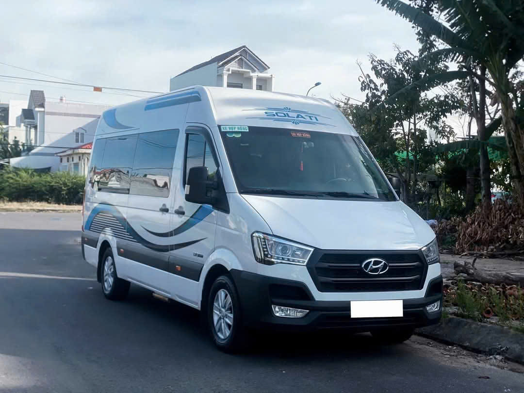 Thuê xe 16 chỗ Cà Mau